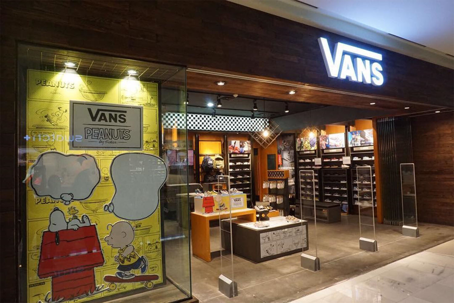 official store vans indonesia